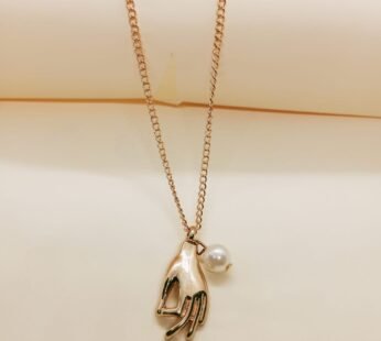 Pearl Embrace Necklace